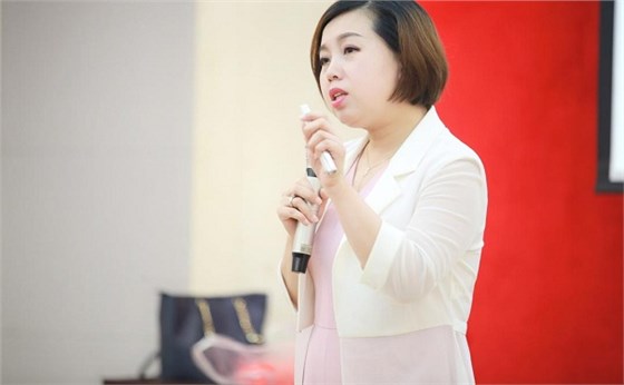 單仁川渝區(qū)總經(jīng)理申旭燕女士 單仁川渝區(qū)總經(jīng)理申旭燕女士