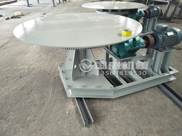KR1600座式圓盤給料機(jī) KR1600座式圓盤給料機(jī)